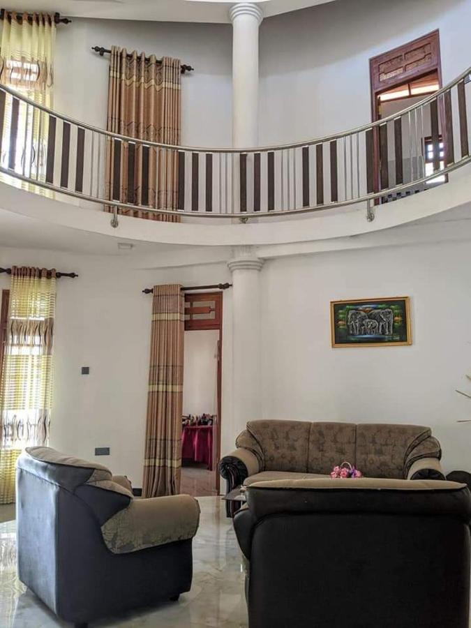 Blooming Villa & Guest Matara Kültér fotó